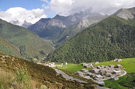 Nyade as the local Tibetans used to know the place, Yading in Chinese.